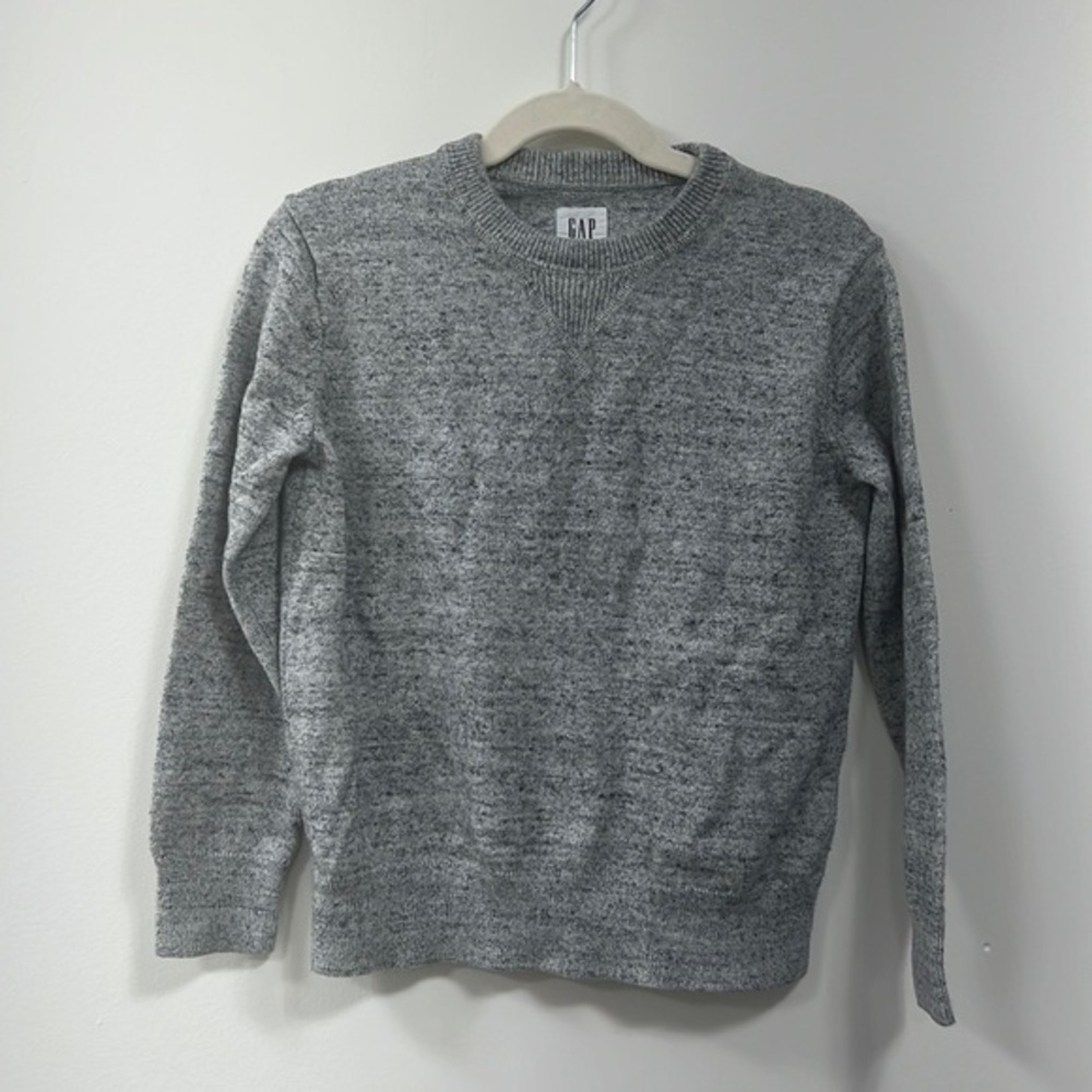 Boys gap kids size small sweater
